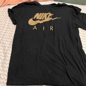 Nike tee